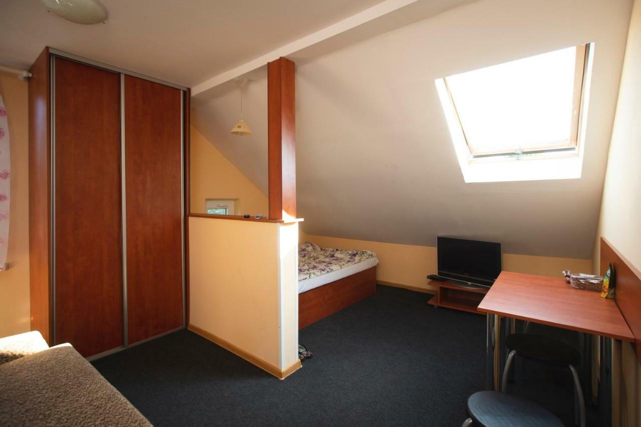 Letnisko Apartment Zwierzyniec Luaran gambar