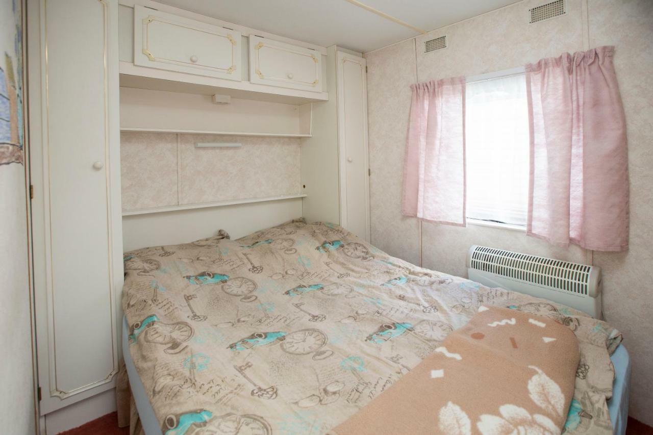 Letnisko Apartment Zwierzyniec Luaran gambar