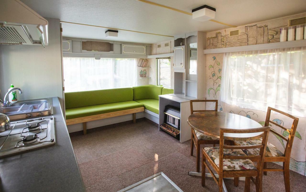 Letnisko Apartment Zwierzyniec Luaran gambar