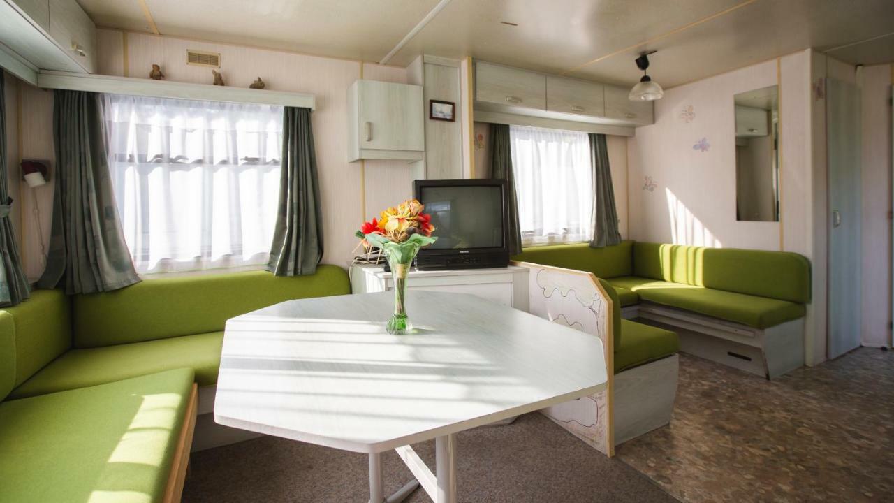 Letnisko Apartment Zwierzyniec Luaran gambar